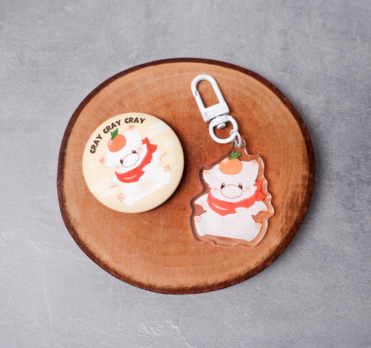 おはようございます☀️ 新たなドラゴン『おもち』の 缶バッジ