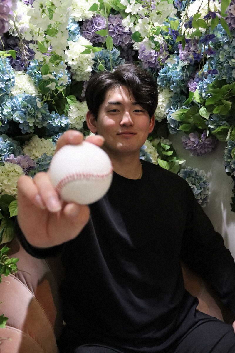 【スポニチ報道】ソフトバンク・風間球打が現役引退を決断 会社員で再出発へ
news.livedoor.com/lite/article_d…

「未練はないです。一番良かった高校3年の状態に戻らなかったです。やりきりました」と話す。これからは総合不動産会社で営業や通信業など、幅広い業務をこなしていくという。