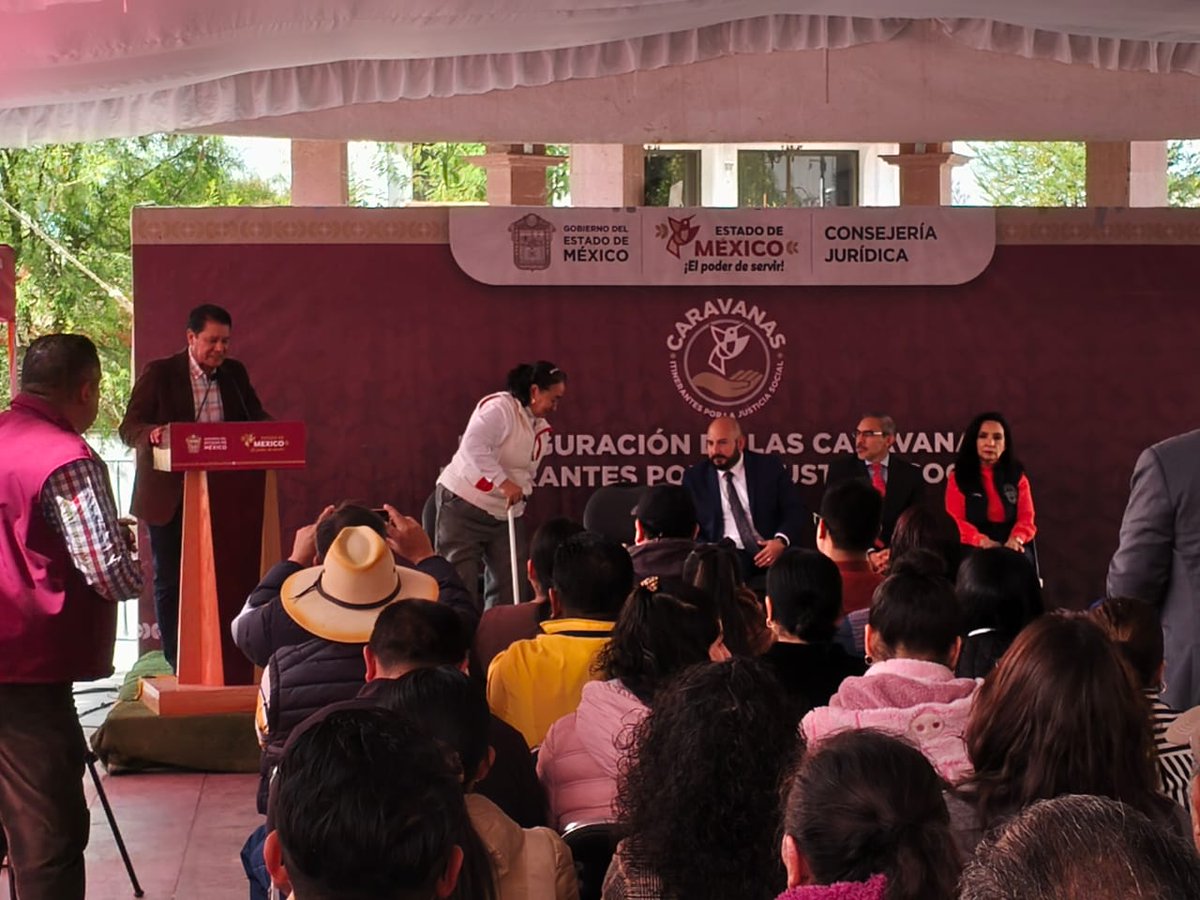 IFDPedomex's tweet photo. El día de hoy, el #IFDP tuvo el honor de participar en la inauguración de la Caravana Itinerante por la Justicia Social en Timilpan, Estado de México
Contamos con la presencia de personal de la Delegación del IFDP en el Estado de México.
#IFDP #CaravanaItinerante #Timilpan https://t.co/E9t8RlXCE5