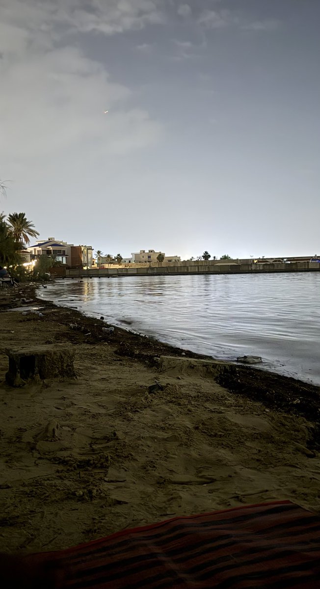 corowy's tweet image. المكان السري بجدة، محد يعرفه الا ١١ شخص