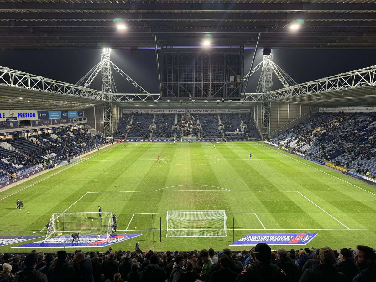 marcomadera's tweet image. Two points thrown in the bin, train back delayed by an hour, standard midweek fayre ⚽️ 🚊 🍺