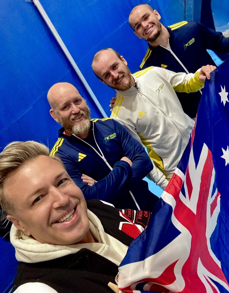 DanielWSzabo's tweet photo. An excellent time supporting Team Australia at the Fencing World Cup, which took place 4 to 7 December in Vancouver @RichmondOval Thanks Coach Paul at The Fencing Club for the invite 🤺🇦🇺 @AFF_Fencing https://t.co/k6eGU8qjR1