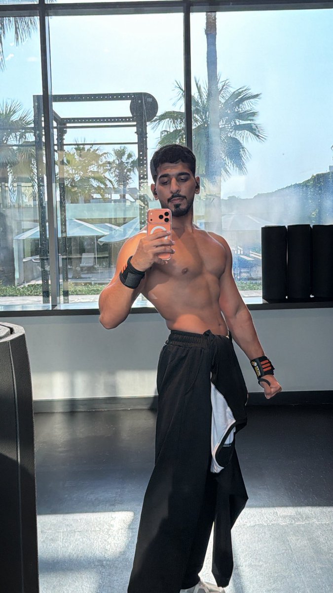 علي😎🇦🇪 tweet media