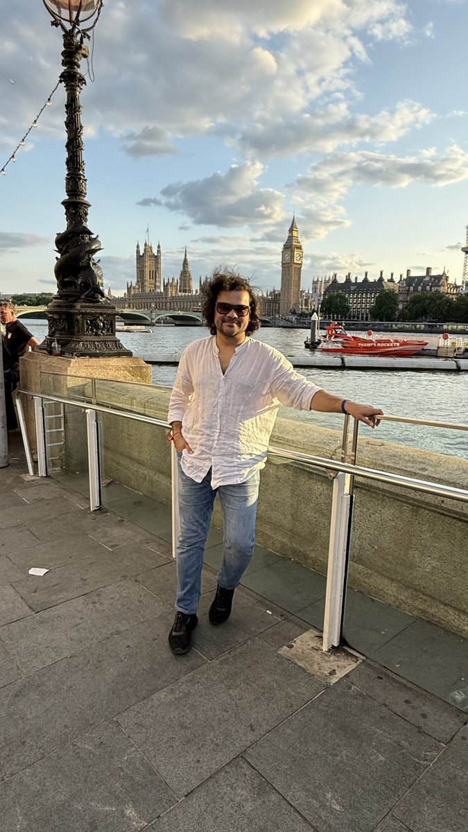 suyashpachauri's tweet photo. London's Historical Heartbeat
Standing right on the #Thames riverbank, soaking in centuries of history!!!
From the Gothic grandeur of #WestminsterAbbey to the iconic sight of the #GreatClock's bell, #BigBen, this view is simply magnificent. Every stone here tells a story of the past meeting the vibrant present.
#London truly is a city where every moment is a snapshot in time.
What’s your favorite #London landmark?
#SuyashPachauri #SuyashPachauriUKTrip #London #VisitLondon #BigBen #WestminsterAbbey #Thames #UKTravel #TravelGram #ThisIsLondon #LondonCity #TravelGoals