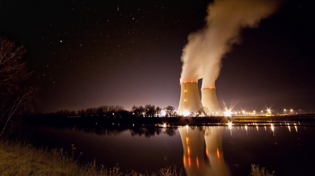 [ 🇫🇷 FRANCE ]

🔸 Des températures exceptionnellement douces et une forte production nucléaire et éolienne ont fait chuter la demande d’électricité, entraînant des prix de gros parfois nuls ou négatifs en France, d’après Epex Spot. Cette baisse ne profite toutefois qu’à une