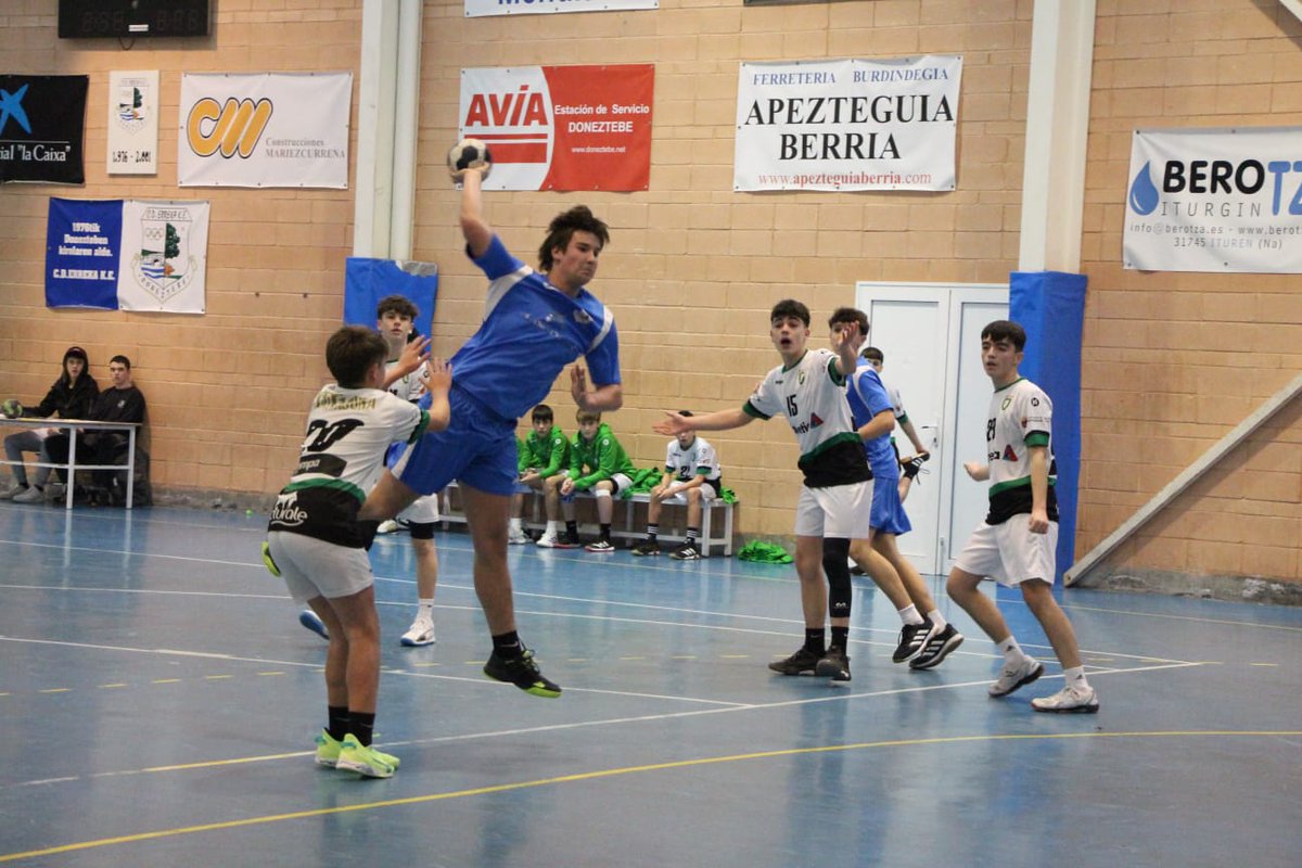 🤾‍♀️Albiste on bat badugu zuei emateko!

Xabi Bakedano gure kadete mailako jokalariak Espainiako Txapelketa jokatuko du, urtarrilaren 2tik 8ra, Blanesen (Katalunia). Nafarroako selekzioarekin ariko da lehian. 

EGURRA XABI