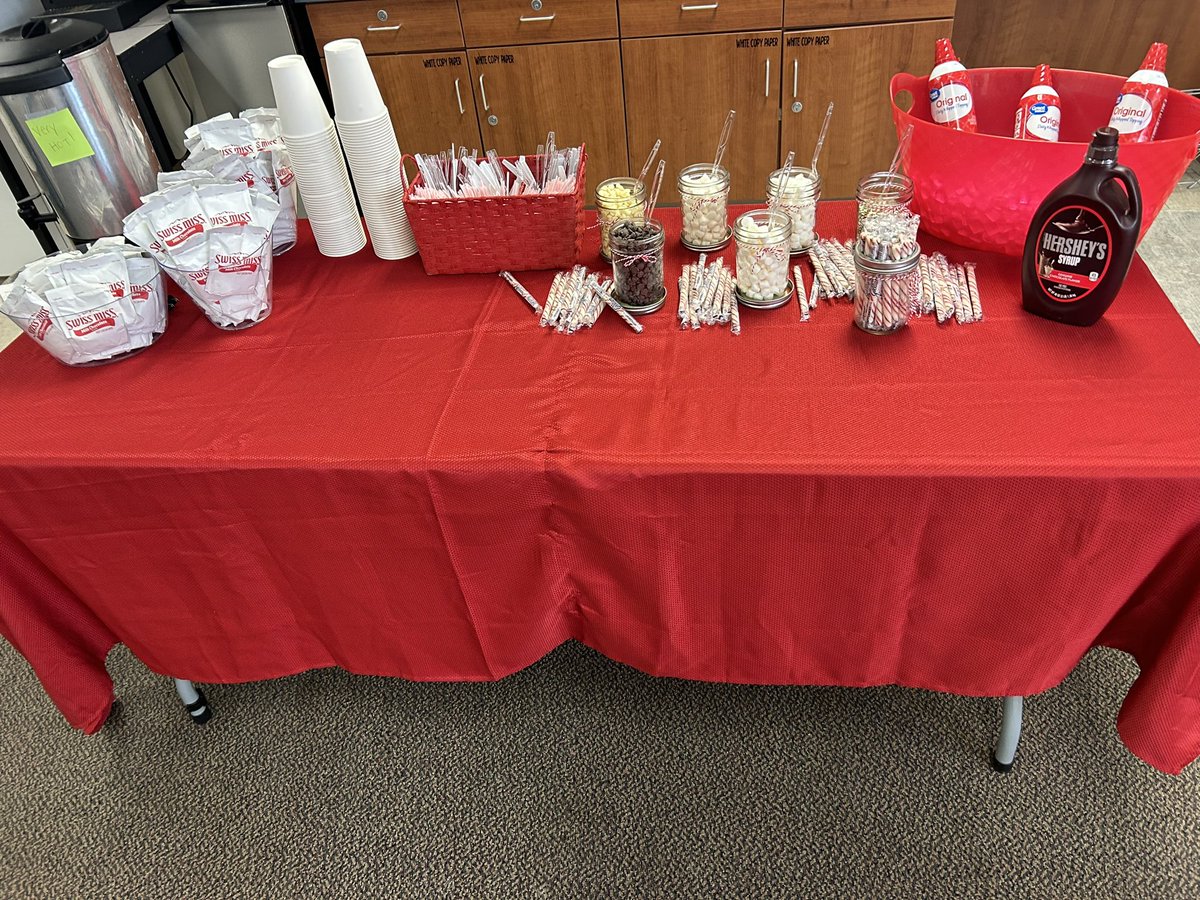 Amy Clayton tweet media