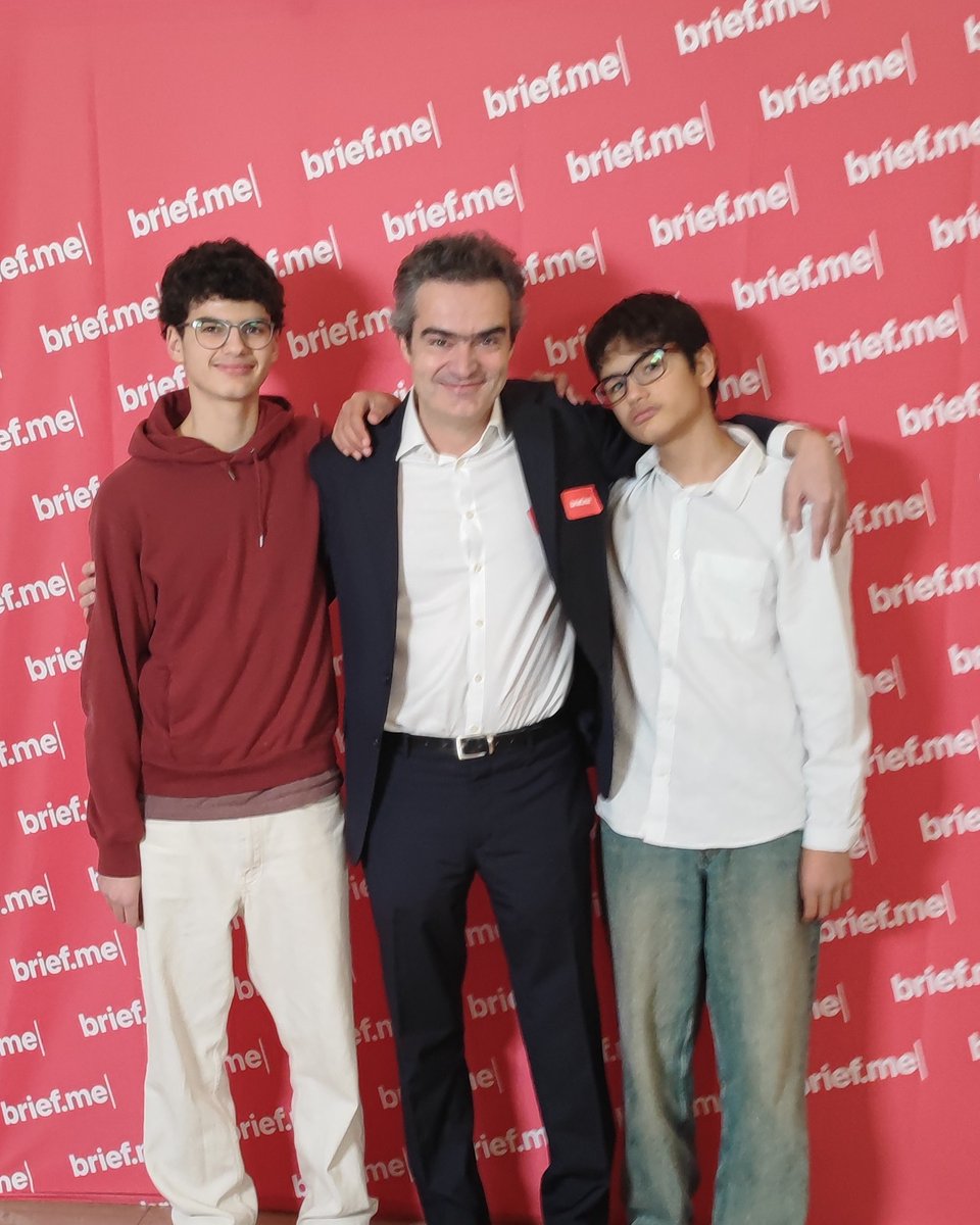 Texring's tweet image. Très bon anniversaire cher Laurent Mauriac pour les dix ans de Brief me, l'une des authentiques réussite de la presse numérique soutenu par plus dix mille abonnés et sans la moindre dépendance à la publicité