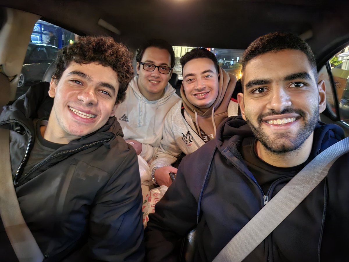 متعة الدنيا لما ت chill مع الشباب و انت مش شايل هم اي حاجه في أي حاجه 🥰🥰
<a href="/Marawan_eldeeb/">Eldeeb</a> <a href="/OsamaArafa720/">Osama Arafa</a> <a href="/rabee88134/">ahmed rabee</a>