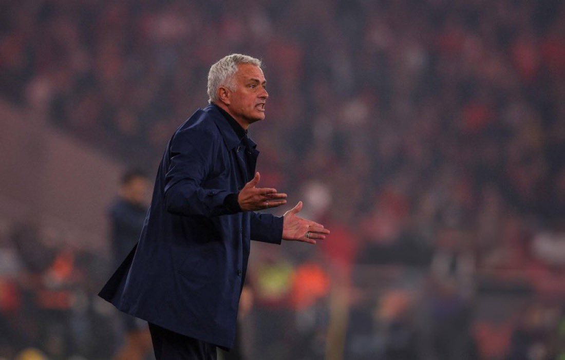 🚨🚨🚨🚨 جوزيه مورينيو 🎙:

"إذا كنت تكره #كريستيانو_رونالدو ، فذلك إما لأنه أذل ناديك المفضل أو لأنه أفضل من لاعبك المفضل"

#النصر