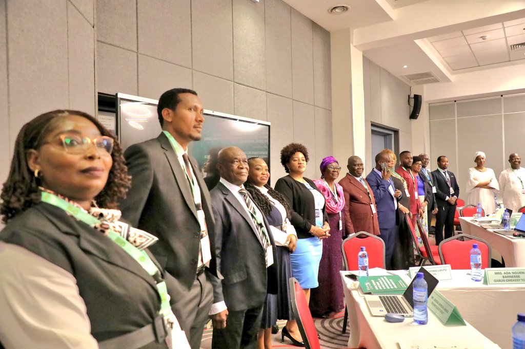 AUC_PAPS's tweet photo. 🤝 Bringing stakeholders together for prevention! 

AUC, ECCAS, OHCHR, UNITAR, GIZ & World Bank are co-hosting this capacity building in Bujumbura to mainstream human rights into early warning in Central Africa.  
👩‍🏫 👥 Participants from NHRIs, CSOs & 11 countries will develop practical skills in conflict analysis, HR indicators, data collection & regional coordination, aiming to move from reactive crisis management to proactive, rights-based prevention.  
#HRBA #EarlyWarning #AU #ECCAS #CapacityBuilding #Peacebuilding