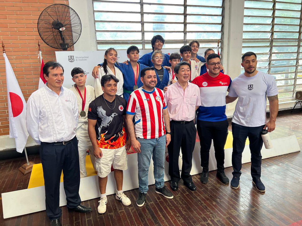 Embajador del Japón en Py tweet media