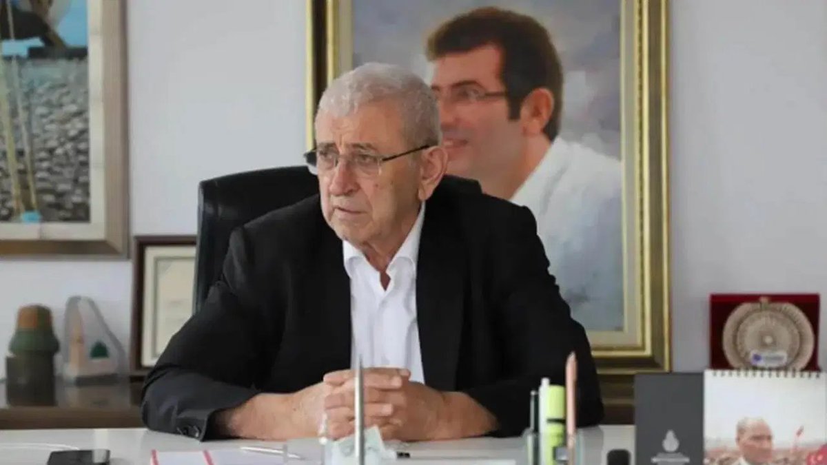 ideomedya's tweet image. Ekrem İmamoğlu'nun babası Hasan İmamoğlu:

“Ömrüm boyunca bu ülkeye komünizm gelmesin diye mücadele ettim, pişmanım. Komünizme artık gerek yok. Çünkü istedikleri zaman komünizm ilan ediliyor. Malınıza, mülkünüze el konuluyor.” (Sözcü)