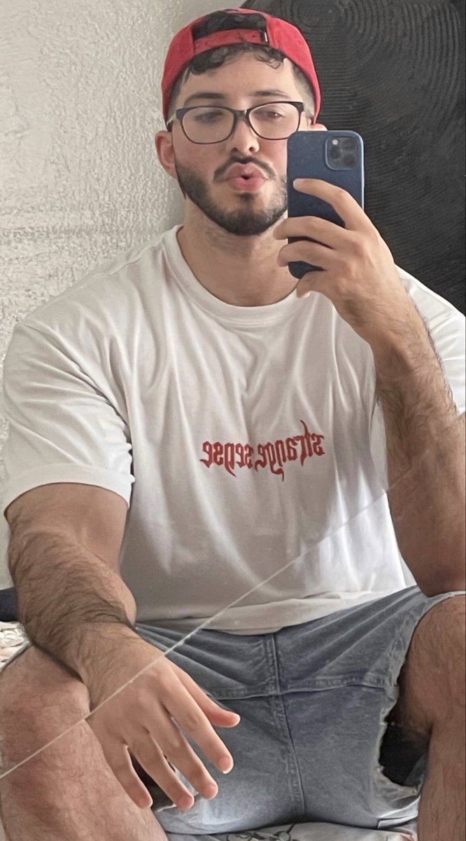 Hope y’all don’t mind me posting this very fruity pic :)