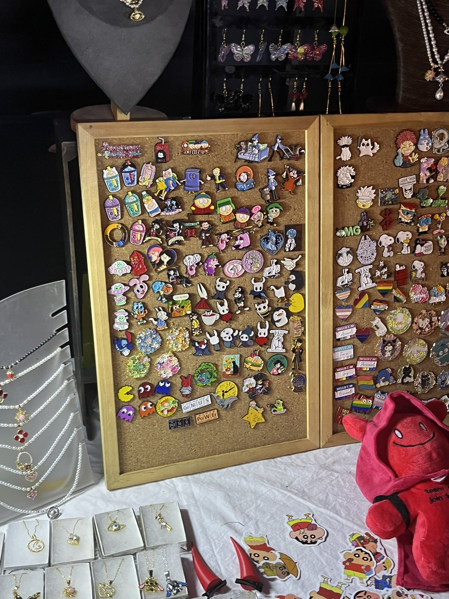 sunlaxis's tweet image. went out w my friends!