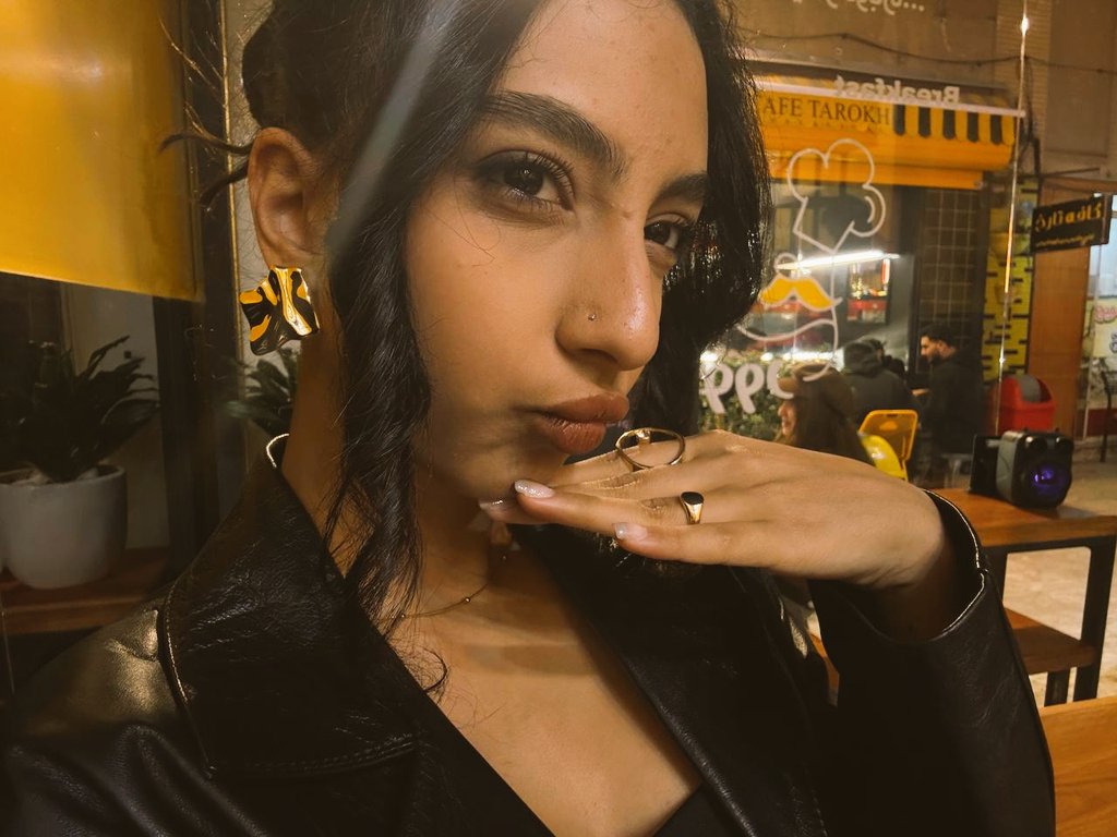 Madمَد tweet media