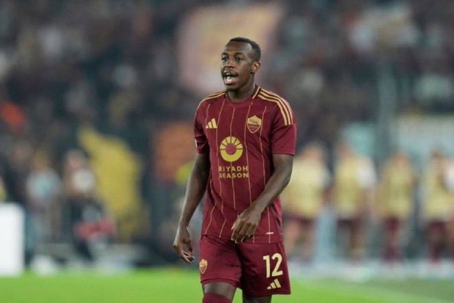 سرقوه من #الاتحاد ويطالبون بعودته لهم  ويتباكون
هههههههههه مرضى 
المهم 
اتمنى اشوفه في الاتحاد واذا  ماجاء للعميد 
اتمنى اشاهده في #النصر
#سعود_عبدالحميد