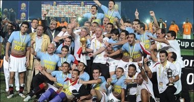 دي كانت آخر مرة حمل فيها منتخب مصر كأس بطولة..
خمن السنة واطرح منها عدد سنين الغياب عن التتويج
يطلع لك عمر مصر من ساعة ما بقت قد الدنيا
#مصر_الاردن