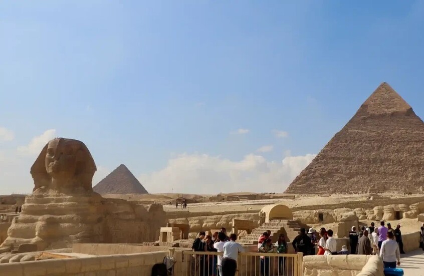 عاجل - مصر تجهز لمشروع عالمي قرب أهرامات الجيزة باستثمارات عملاقة. للمزيد 