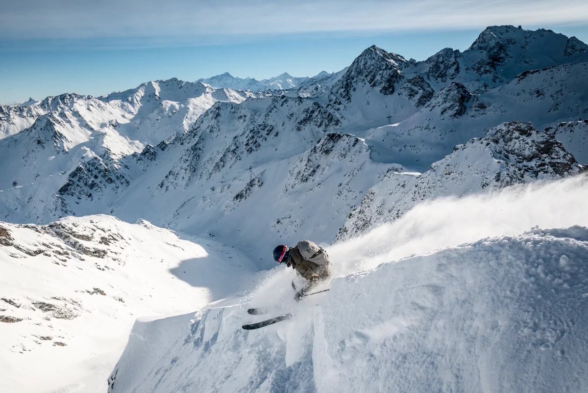 瑞士🇨🇭胜过其他国家的一点是，每个季节都有不同的户外活动：

冬季❄️ - 滑雪和单板滑雪⛷️
春天🌼 - 骑行🚴♂️
夏天☀️——在湖里游泳🏊♂️
秋季🍂-徒步旅行🥾