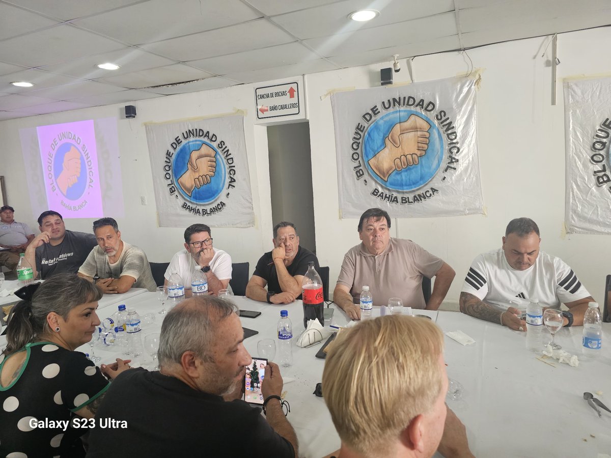 UnidadBloque's tweet photo. *El Bloque de Unidad Sindical mantuvo un encuentro con la participación de 30 gremios para analizar la reforma laboral impulsada por e Gobierno nacional.* #Trabajo #ReformaLaboral https://t.co/4owd9jWNbr