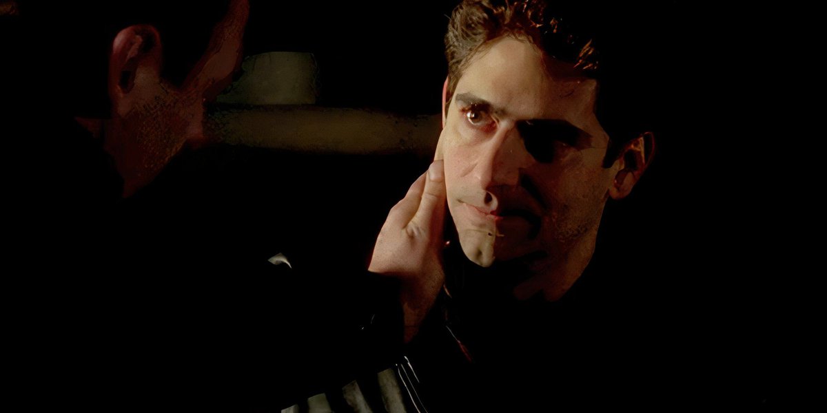 - Lo que vos digas, T, el 38 esta cargado.