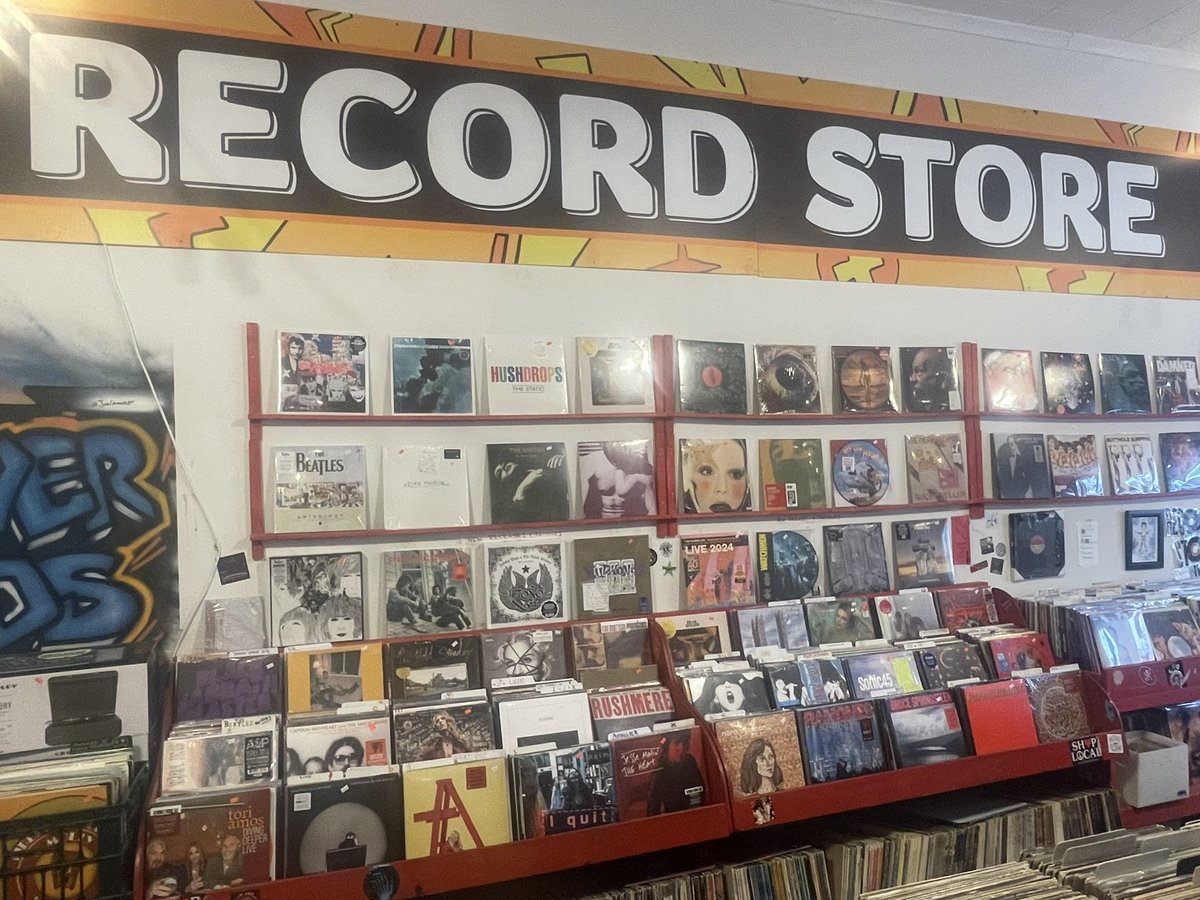 Rediscover Records tweet media