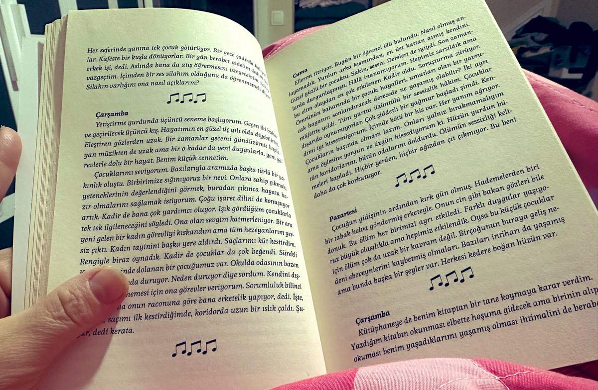 777_candy_'s tweet photo. Gün sonu🥱
#iyigeceler 
#hezar https://t.co/vrAsIK1MSi