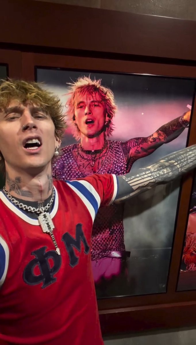 he’s just like me (freaks out upon seeing a photo of mgk and proceeds to recreate it)