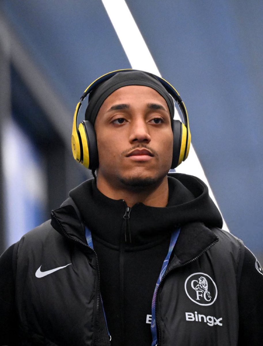 🚨 — جواو بيدرو مع تشيلسي :

• 23 مباراة
• 11 مساهمة 
• 8 اهداف
• 3 اسيست

✅ ساهم في الدوري الانجليزي
✅ ساهم في دوري ابطال اوروبا 
✅ ساهم في تصفيات كأس العالم