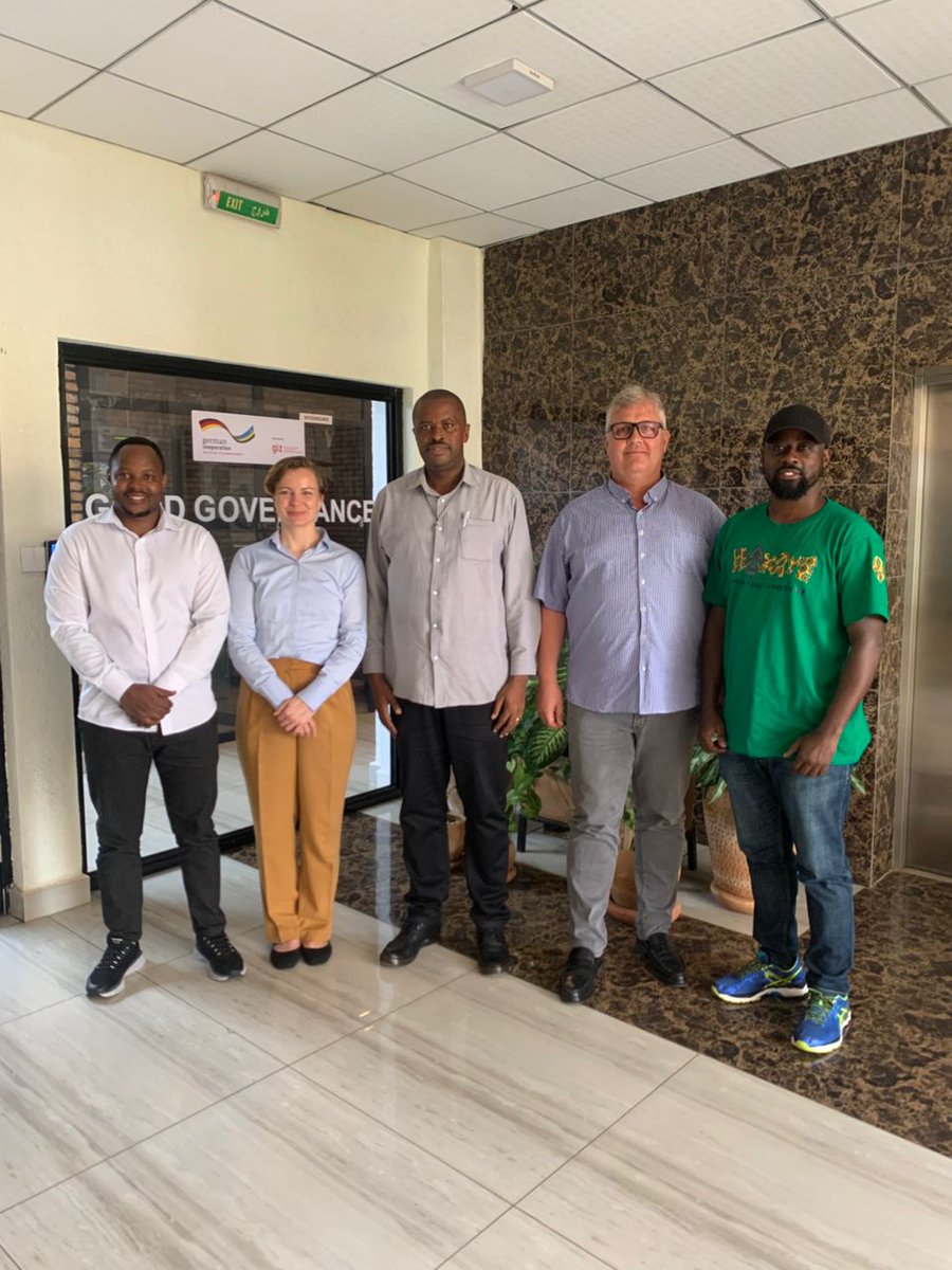 KKayiced's tweet photo. Today, as an alumnus of the #IHRTP, The Director of @bforwanda met with  partners from the GIZ/Rights-Based Program (RBP). Their discussions centered on the key insights and  takeaways from the 42nd edition of the #IHRTP    hosted by EQUITAS in Oct–Nov 2025 in Orford, Canada. https://t.co/Ny8gXnw4PR