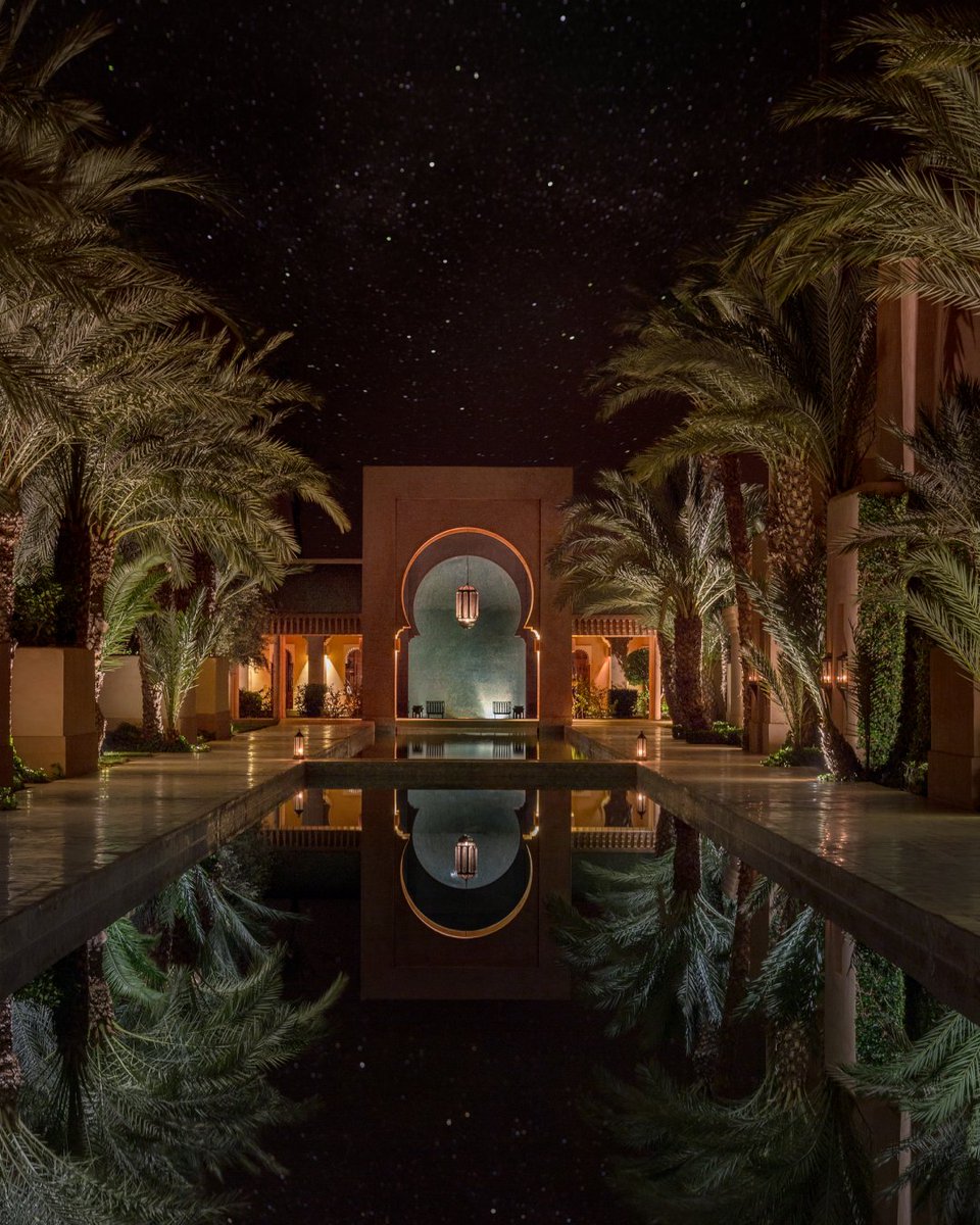 A time to pause and reflect on the year gone by, the festive season at Amanjena unfolds with quiet celebration. In a vast desert oasis, holiday rituals unfold with Moroccan warmth, fostering a profound connection with nature, with others and with oneself.

aman.com/resorts/amanje…