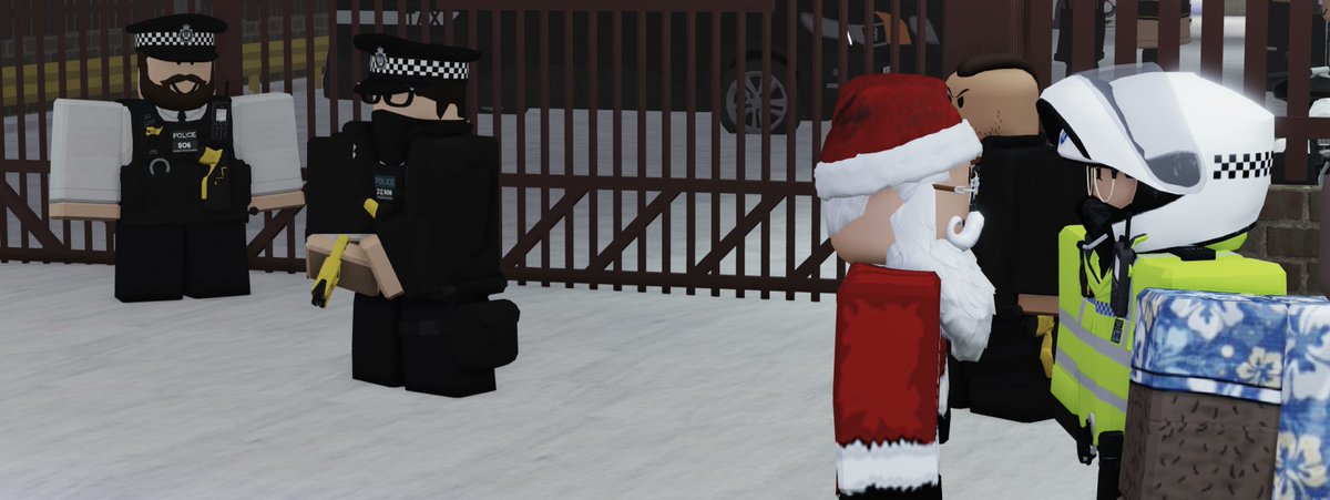 Metropolitan Police ROBLOX tweet media