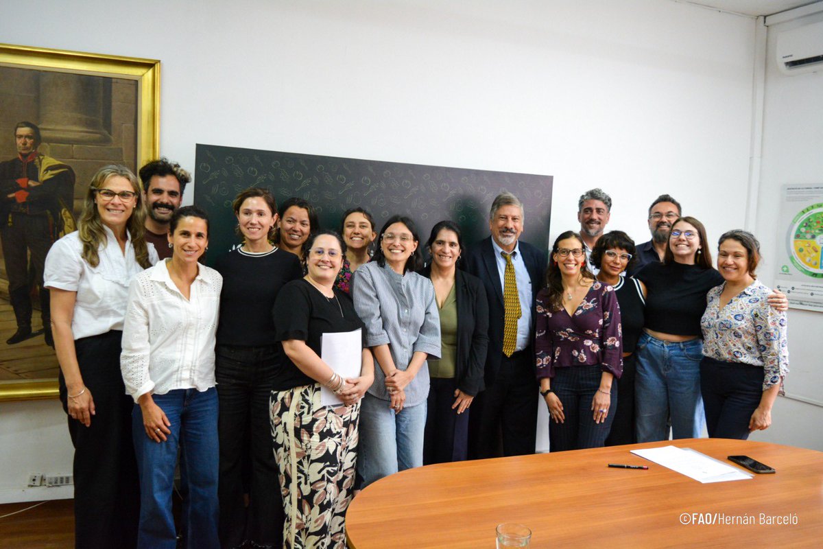 Hoy el <a href="/inda_uy/">inda_uy</a> y la FAO firmaron una carta de intención para fortalecer su articulación.

La FAO apoyará al INDA en el impulso del derecho a la alimentación en las políticas públicas, el fortalecimiento institucional y de la gobernanza de la seguridad alimentaria y nutrición.