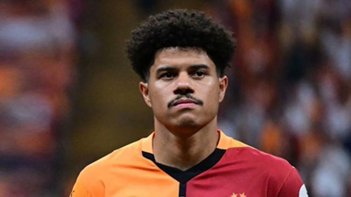 Topun başına geçtiğinde hissettiğimiz güveni özlüyorum bu adama ne oldu ya

#ASMvGS