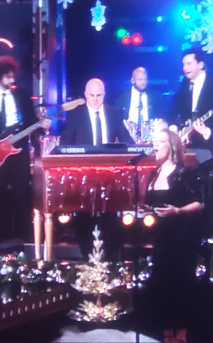 🅂🄷🄴🄽🄰 the Diva ~ aviD eht anehS 💃🏾🤓 tweet media