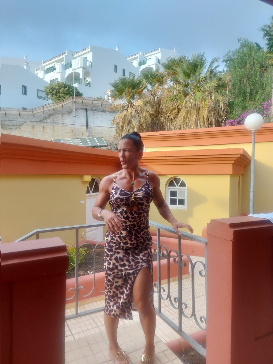 Layla Allen NABBA PRO 💞 tweet media