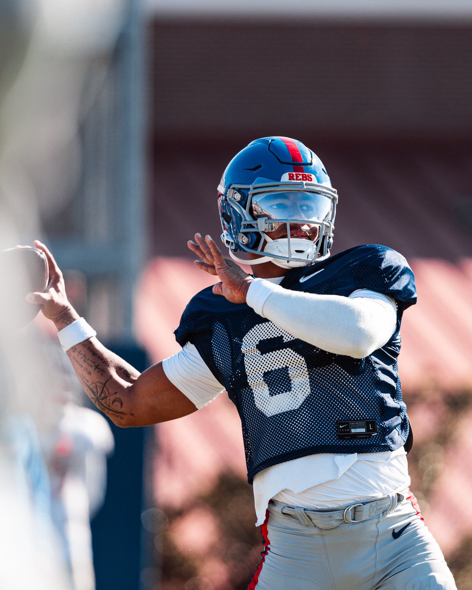 OleMissFB's tweet image. 1-0 every day. 

#CFBPlayoff | #HottyToddy