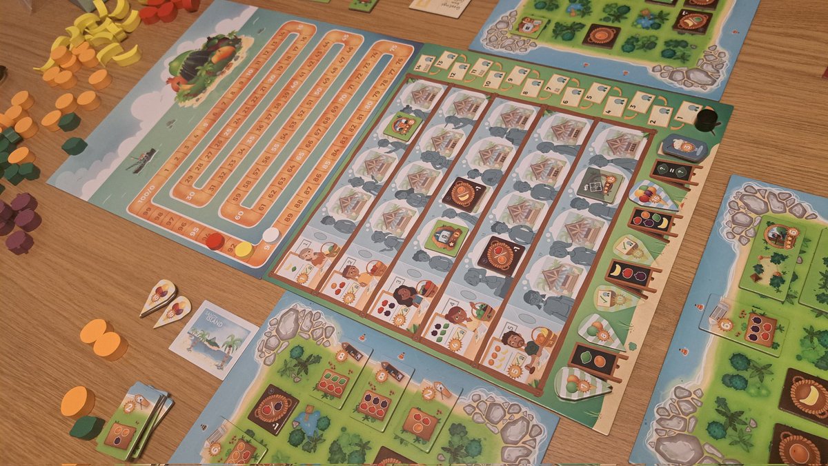 Qué buen fin de semana lúdico hemos tenido.
#NewYorkzoo #Splendor Jr., #Kilauea, #UpOrDown, #Lutier, #FrutasJugosas y mi proto.
De todo, para todos. Qué gustito.