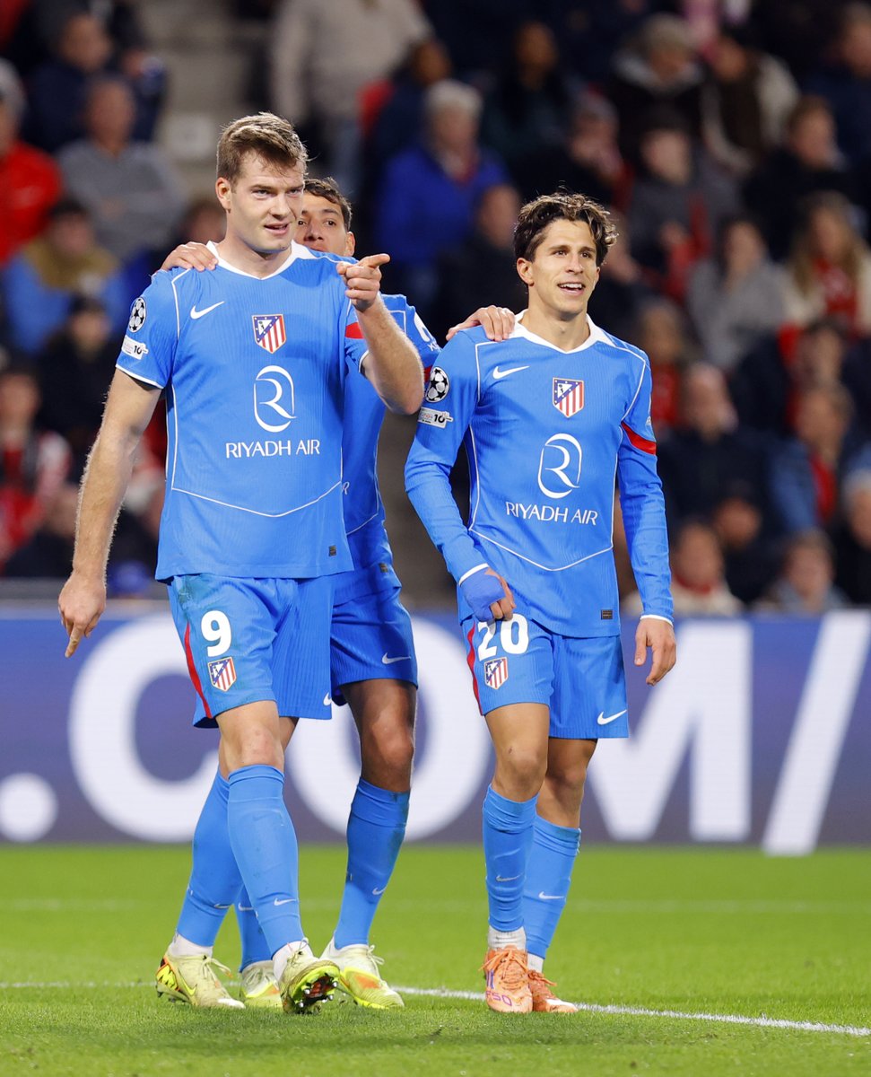 لعيونكم يا حبايب 🫶🫵