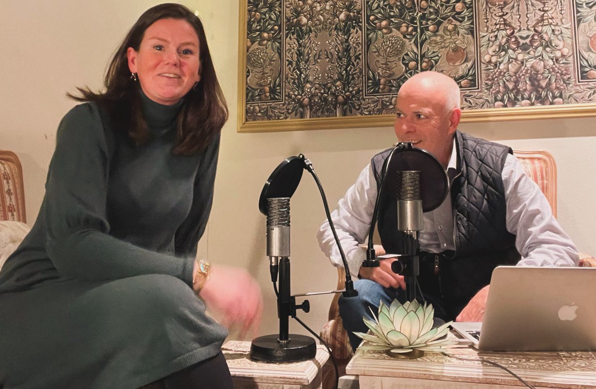 POD-In-Making 
Nu har vi spelat in ett podavsnitt ni inte får missa 🎙️
 TACK Caroline Seblad för ett öppet &amp; personligt samtal 🙏
Mycket värdefullt att du delar med dig av dina erfarenheter och bjuder in till reflektion &amp; lärande.
Följ oss på LinkedIn så ni inte missar släppet