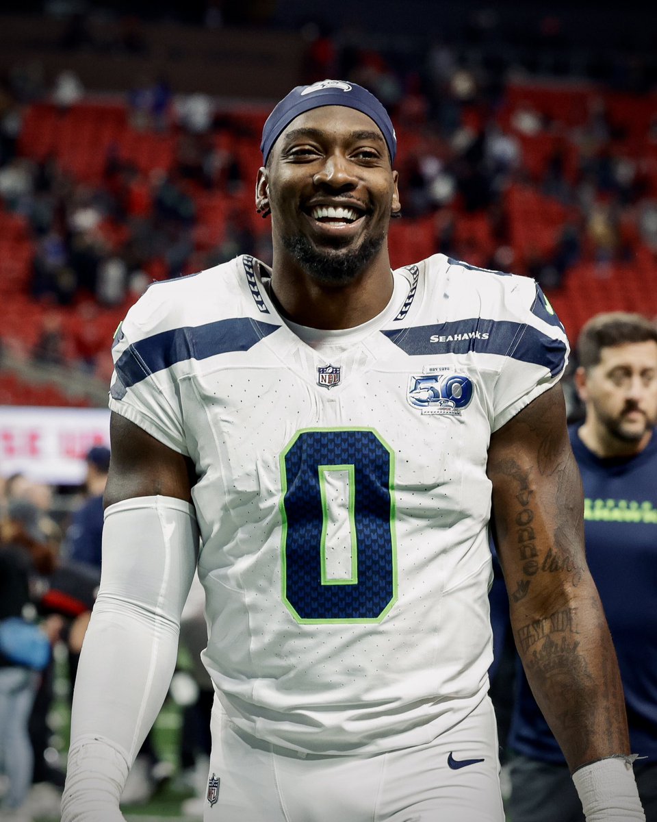 Another one 🤘🏿 That’s #LAW #GOHAWKS