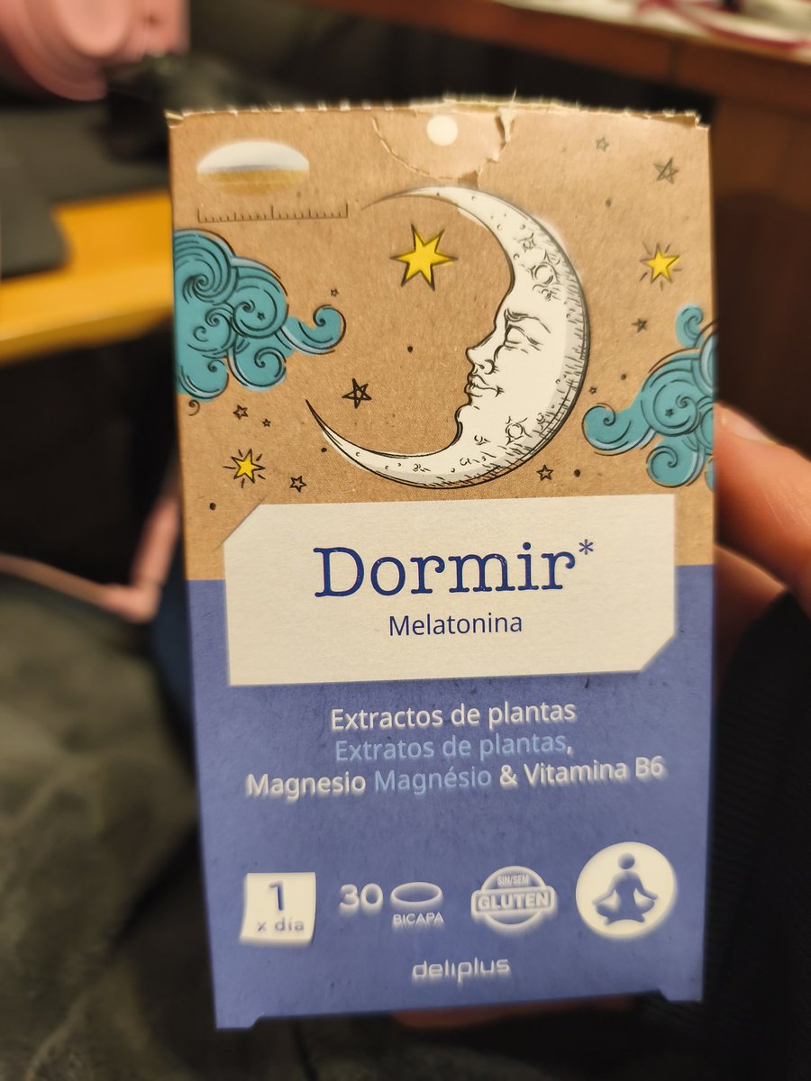 me he metido una de estas y estoy arrastrándome
no creo que el hecho de que lleve despierto desde la 1:30 am tenga algo que ver