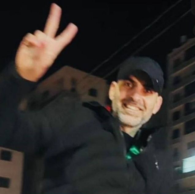 qadeyah_'s tweet image. قوات الاحتلال تعيد اعتقال المحررين محمد العارضة عقب اقتحام منزله في بلدة عرابة جنوبيّ جنين، ومحمد غوادرة، من قرية بير الباشا، جنوب جنين.