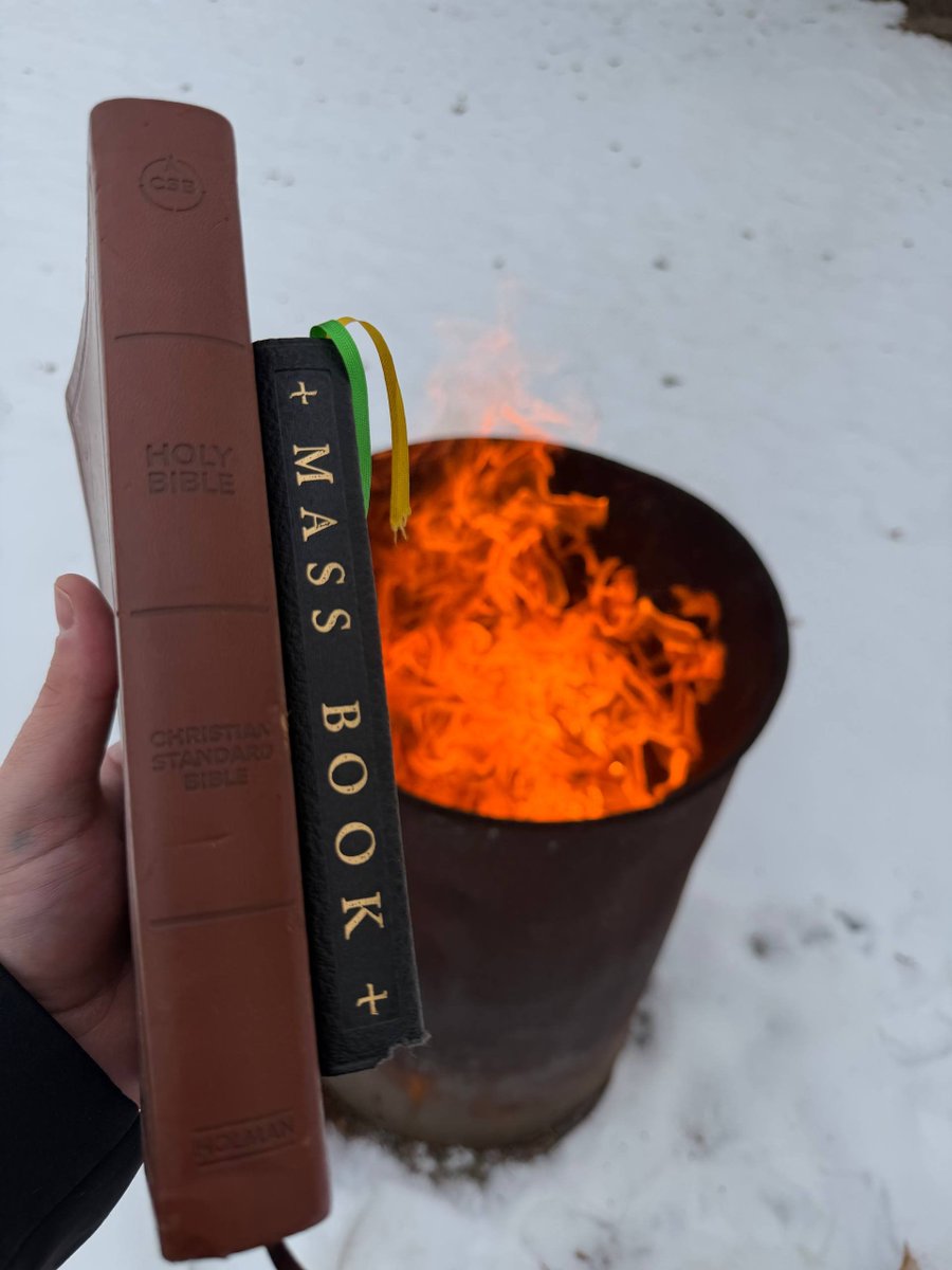 skullybugz tweet media