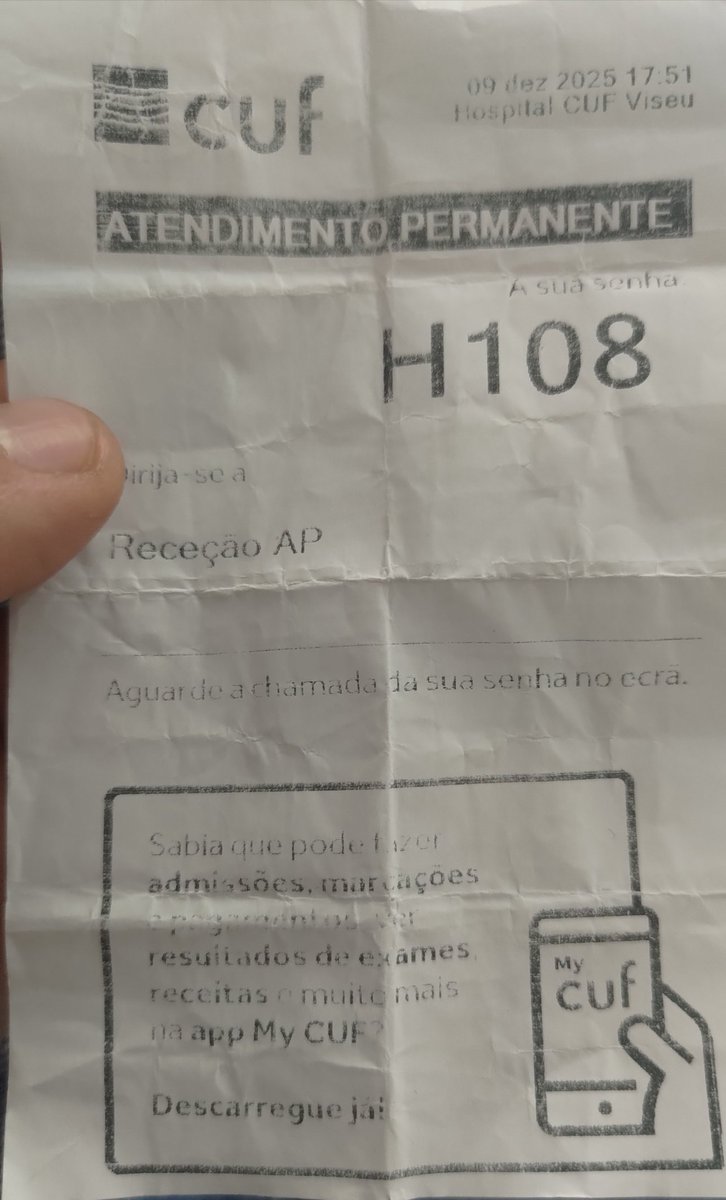 bezenheiro's tweet photo. E vocês também acham que o SNS trabalha mal??... 4 hours and counting... https://t.co/TLNq8y5aZb