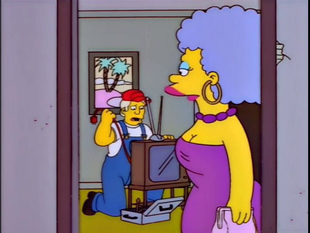 Criminalsimpson's tweet photo. Hey, this TV's not broken. It's just unplugged. 
What the- https://t.co/v4s4vs1pXX