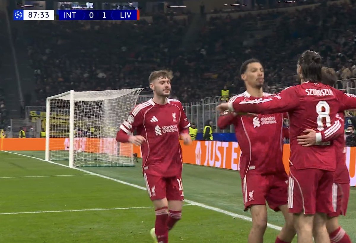 The Touchline | 𝐓 tweet media