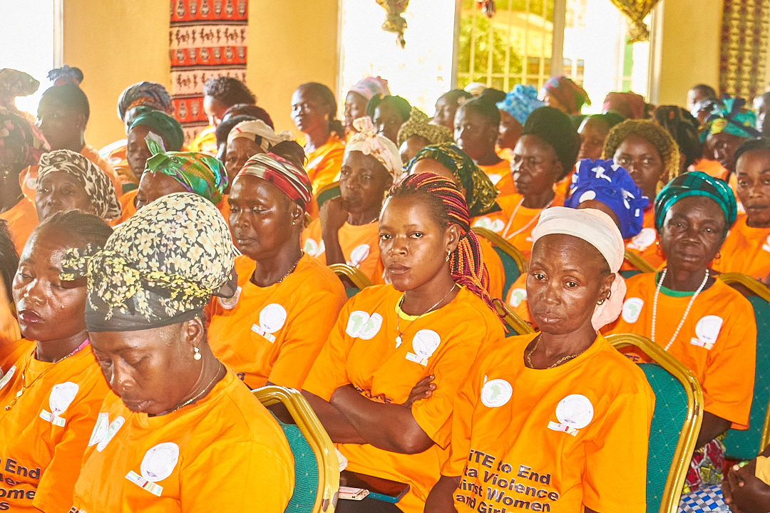 Frm schs to #AtayaBases in Foya 🇱🇷, we mobilize to #EndViolenceAgainstWomenAndGirls. They deserve to learn, lead, and live without fear of #GBV, cyberbullying, or harassment. Men are stepping up as allies.
With <a href="/AfDB_Group/">African Development Bank Group</a>, we’re doing more.
#UNiTE #He4She #EndGBV #OrangeArmy