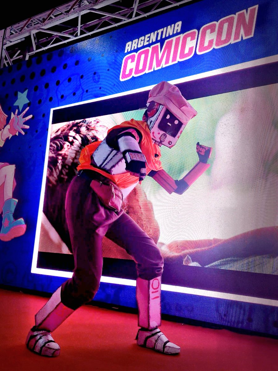 Clementine cosplay for #ComicConArgentina! 🇦🇷